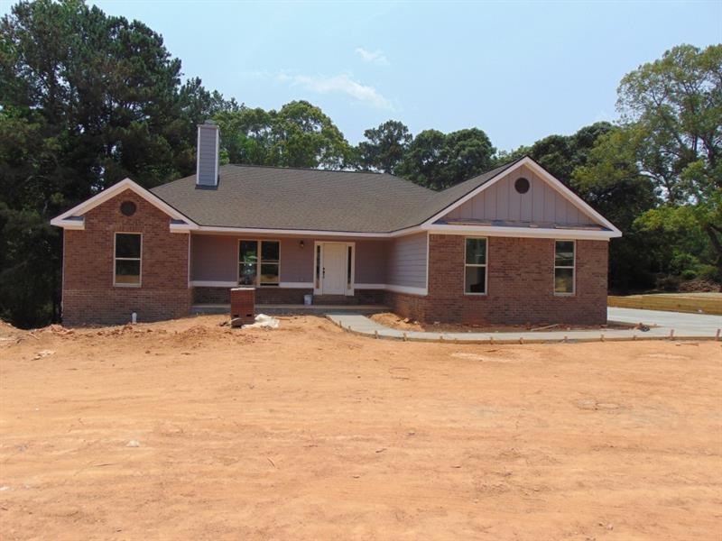 524 Rockwell Church Rd NW, Winder, GA 30680 - photo 1