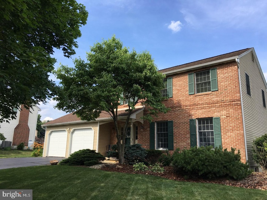 1467 Dayspring Dr, Allentown, PA 18106 - photo 1