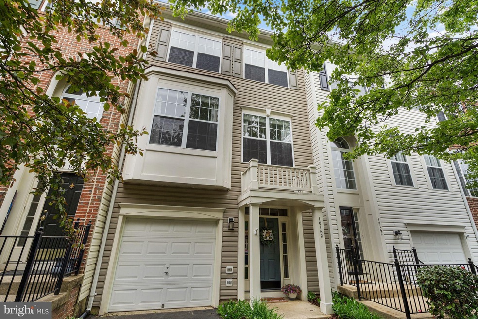 10162 Pale Rose Loop, Bristow, VA 20136 - photo 1
