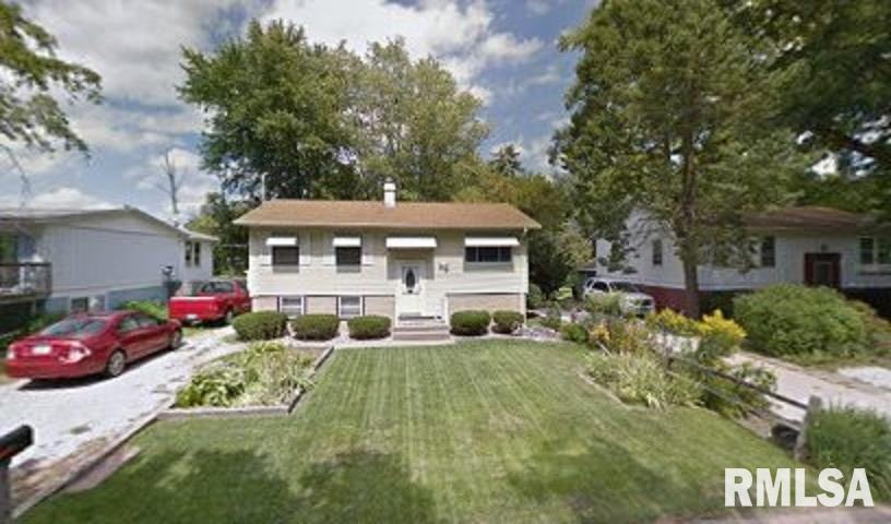 2702 W 71st St, Davenport, IA 52806 - photo 1