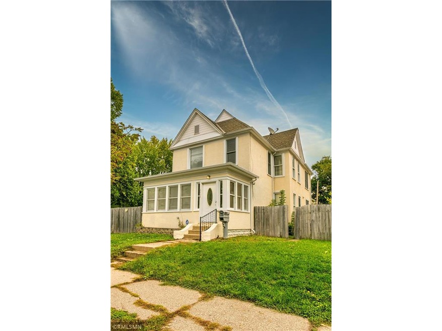 2954-Dupont-Ave-N,-Minneapolis,-MN-55411_001 (2)