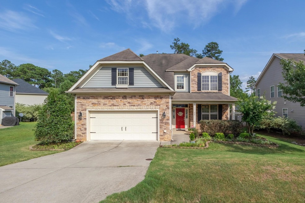 Sold $400,000 • Co-Listing Agent