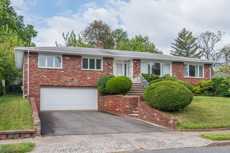 109 Hemlock St, Clifton, NJ 07012 - photo 1