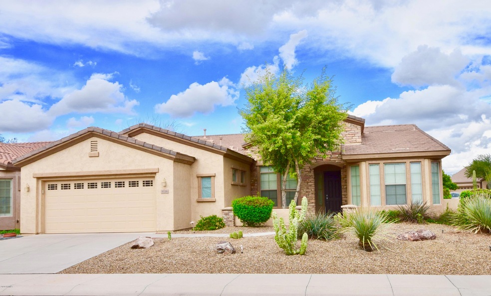 GREAT CURB APPEAL 0515