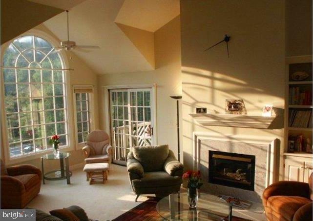 12225 Fairfield House Dr unit 112C, Fairfax, VA 22033 - photo 1