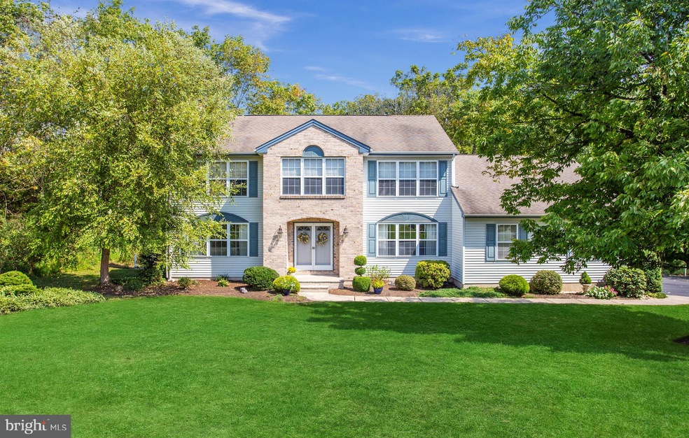 23 Nathaniel Green Dr, Titusville, NJ 08560 - photo 1