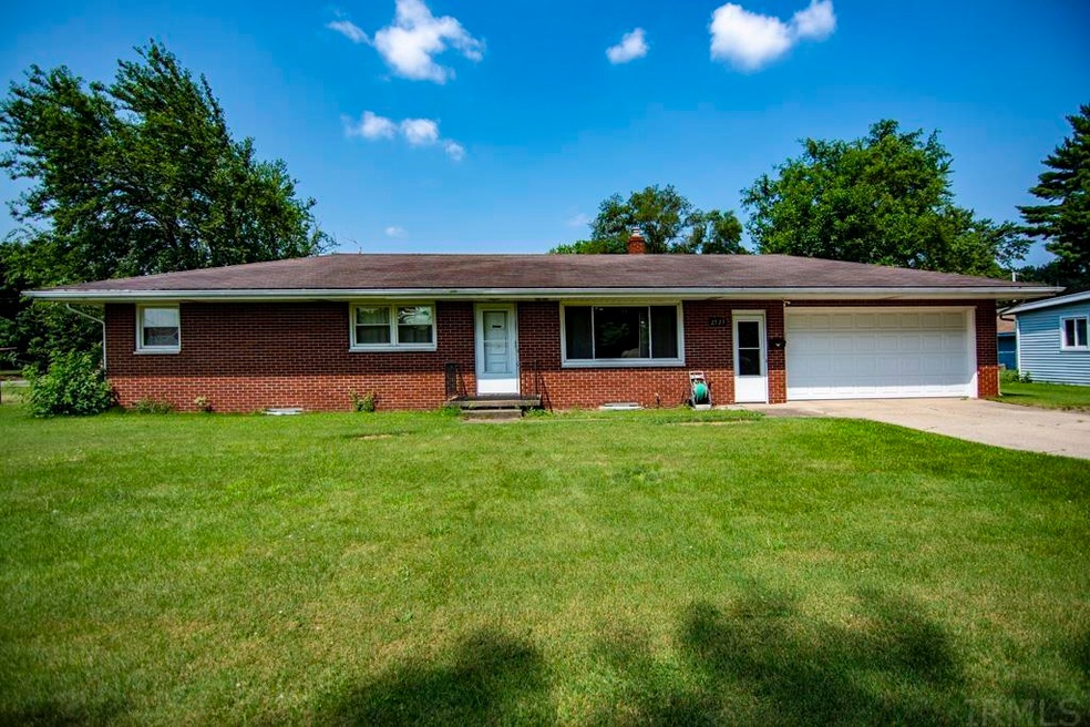 2525 Stark Ave, Elkhart, IN 46517 - photo 1