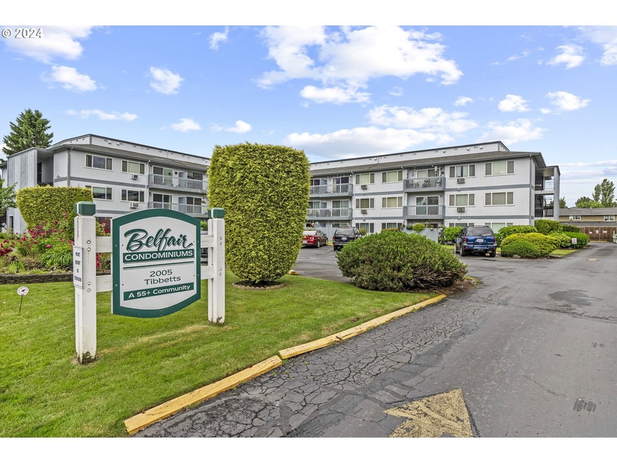 2005 Tibbetts Dr unit 209, Longview, WA 98632 - photo 1