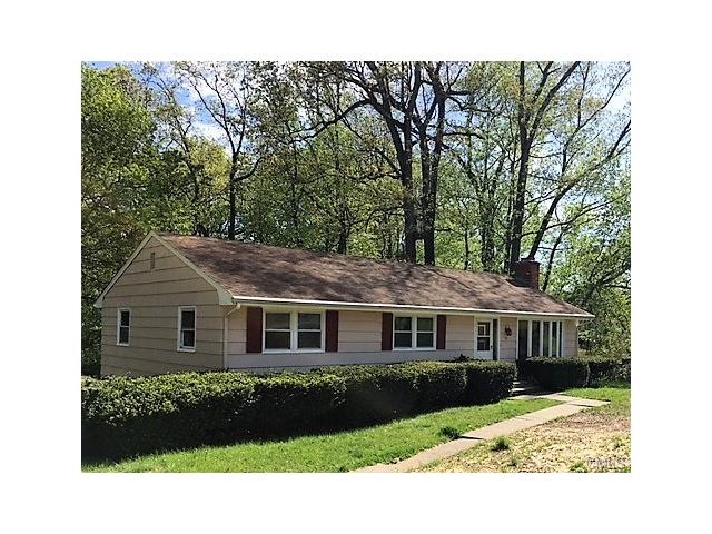 96 Oakridge Rd, Trumbull, CT 06611 - photo 1