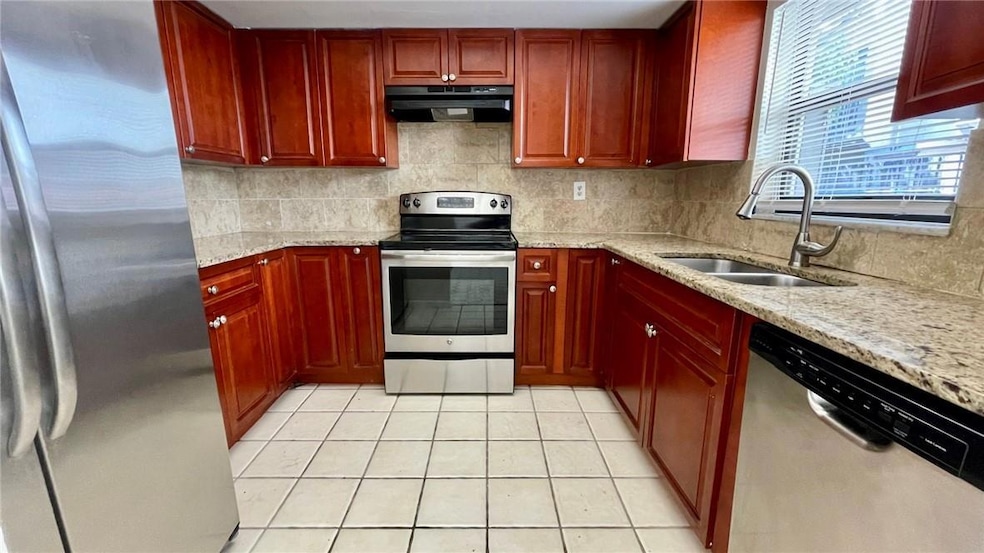 3730 NW 115th Ave unit 3, Coral Springs, FL 33065 - photo 1