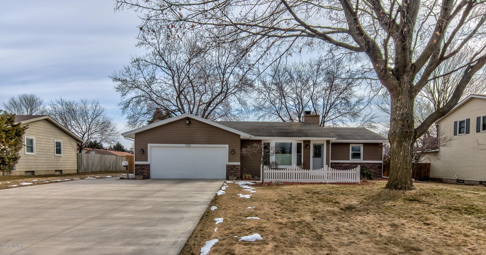 7380 Harmon Ln, Jenison Blended-36