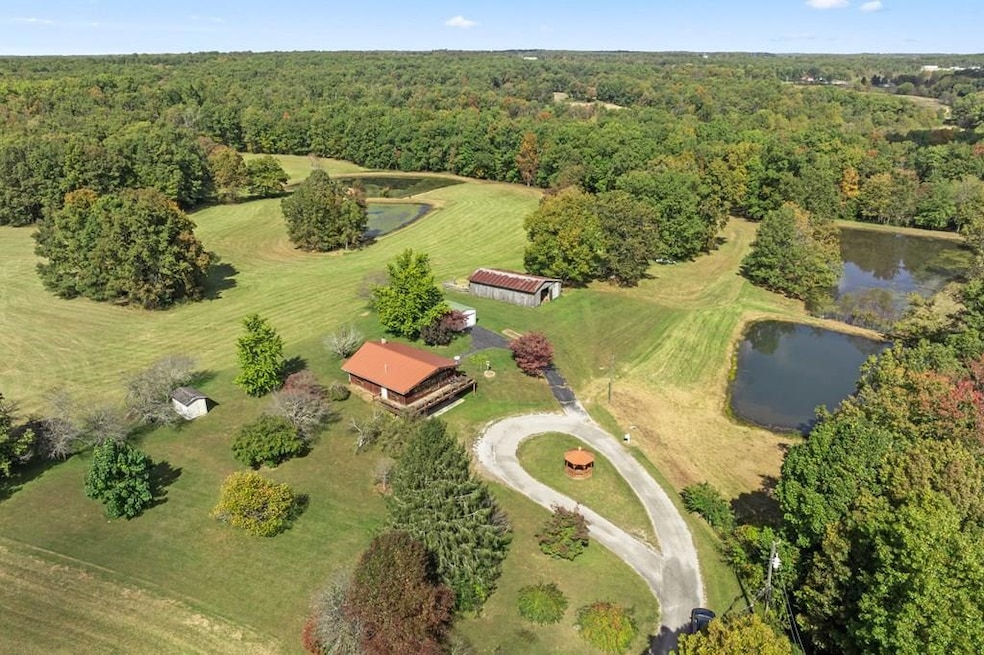 384 Miller Ct, Crossville, TN 38571 - photo 1