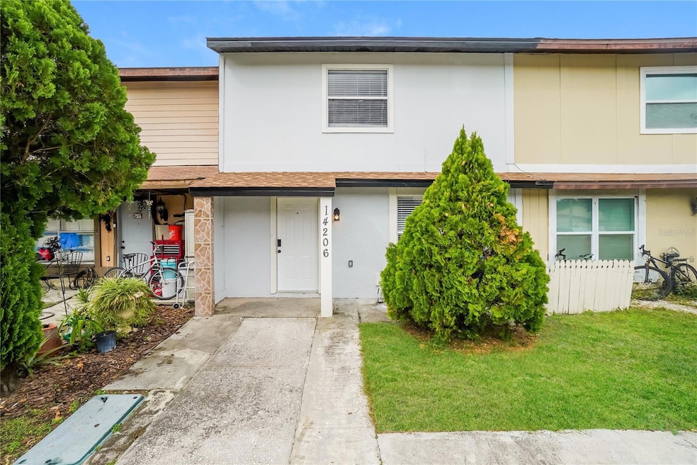 14206 Village Terrace Dr, Tampa, FL 33624 - photo 1