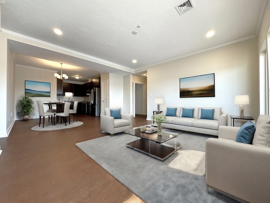 72 E Central St unit 202, Franklin, MA 02038 - photo 1