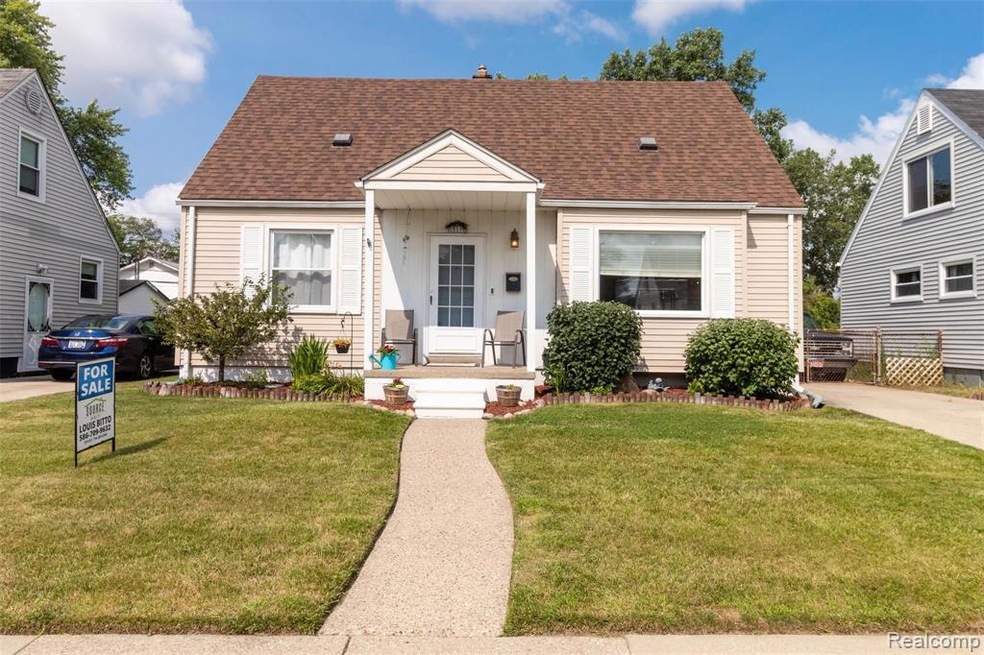 25595 Wiseman St, Roseville, MI 48066 - photo 1