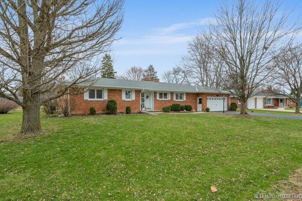 516 Meyer Ct, Aurora, IL 60506 - photo 1