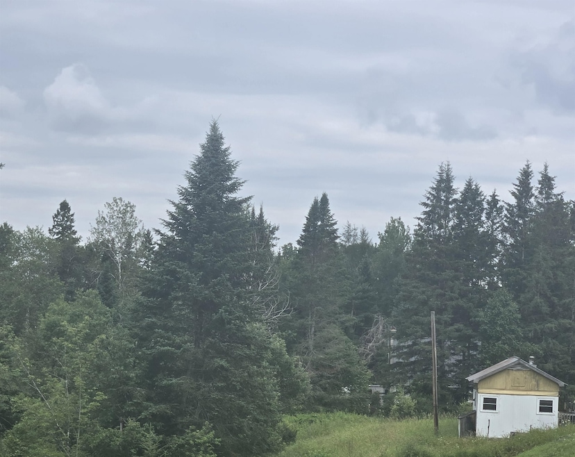 240 Hazen Rd, Whitefield, NH 03598 - photo 1