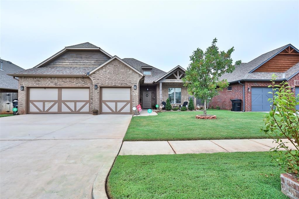2617 Ethan Ln, Moore, OK 73160 - photo 1