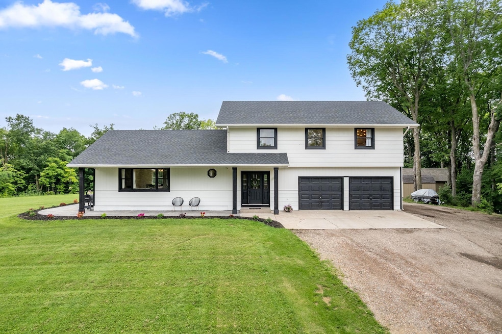 7555 75th Ln, Loretto, MN 55357 - photo 1