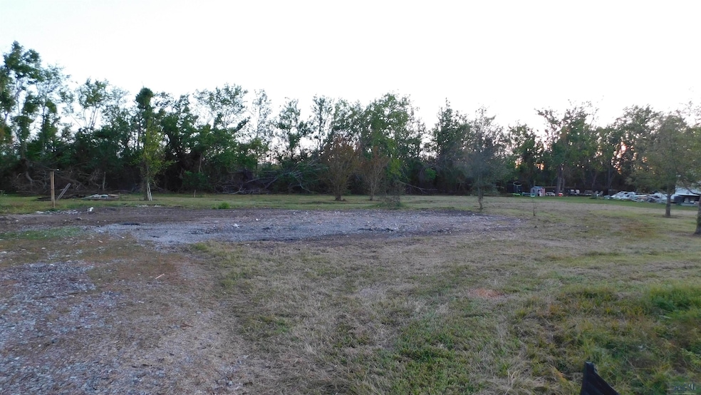 203 W 167th St, Galliano, LA 70354 - photo 1