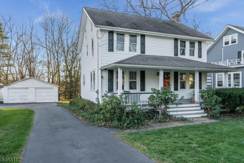 142 Center St, Clinton, NJ 08809 - photo 1