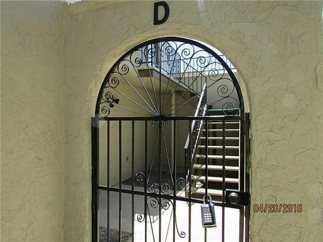 10640 Cuatro Vistas Dr, El Paso, TX 79935 - photo 1