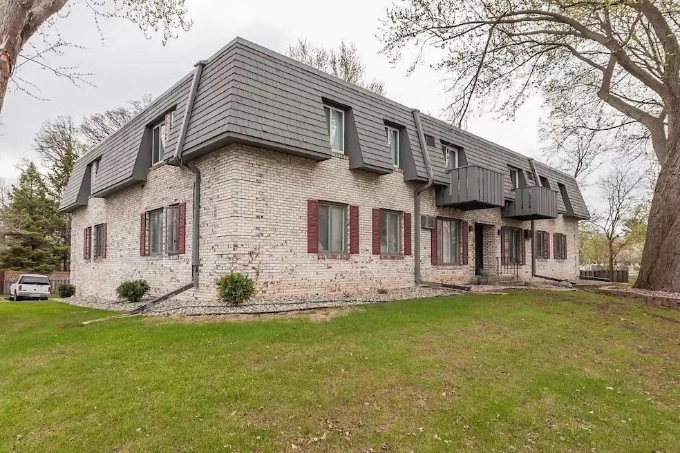 For Rent $1,800/month