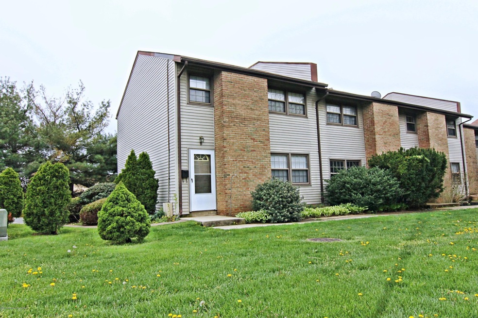 9 Rebecca Ct, Old Bridge, NJ 08857 - photo 1