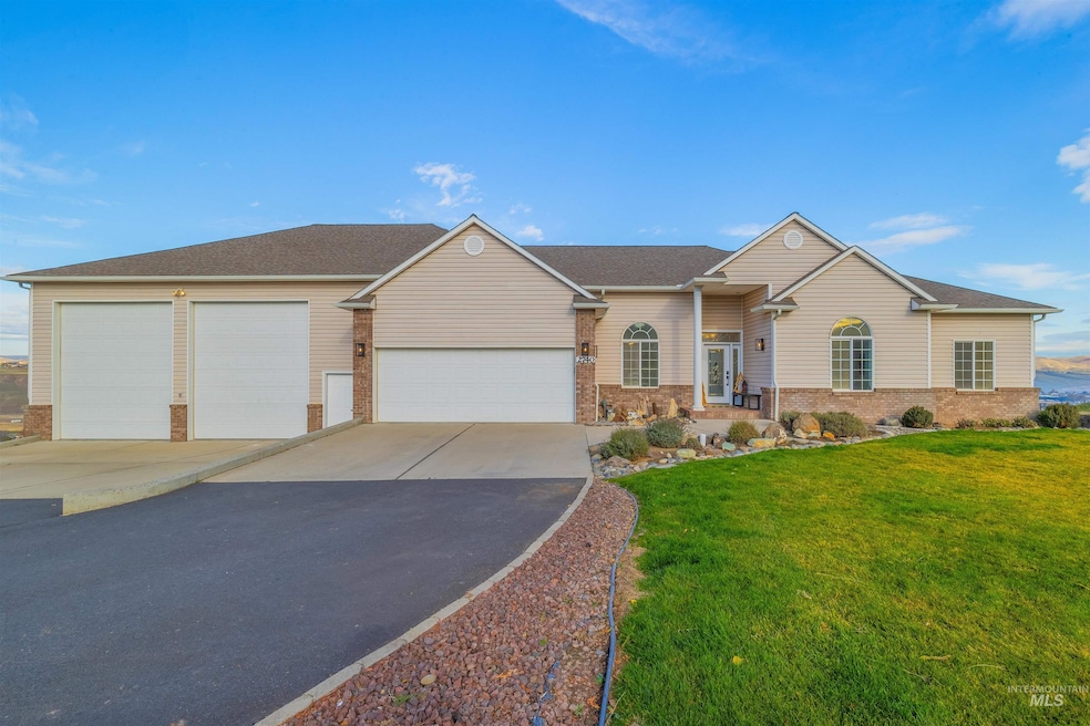 Sold $795,000