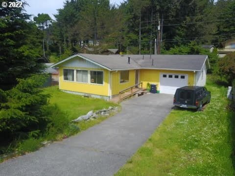 30341 Driftwood Dr, Gold Beach, OR 97444 - photo 1