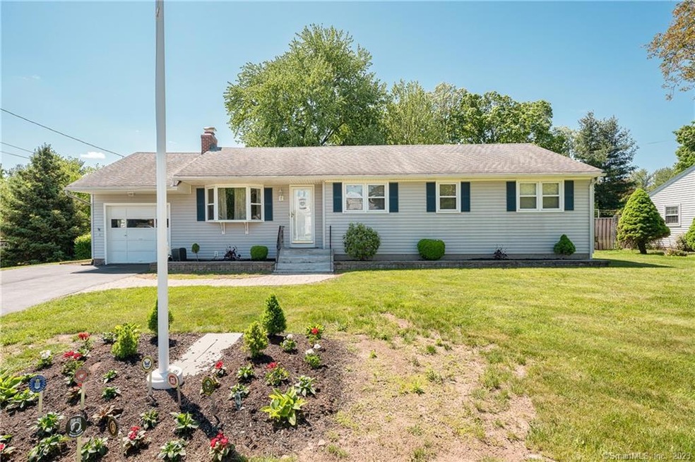 86 Fernwood Dr, Rocky Hill, CT 06067 - photo 1