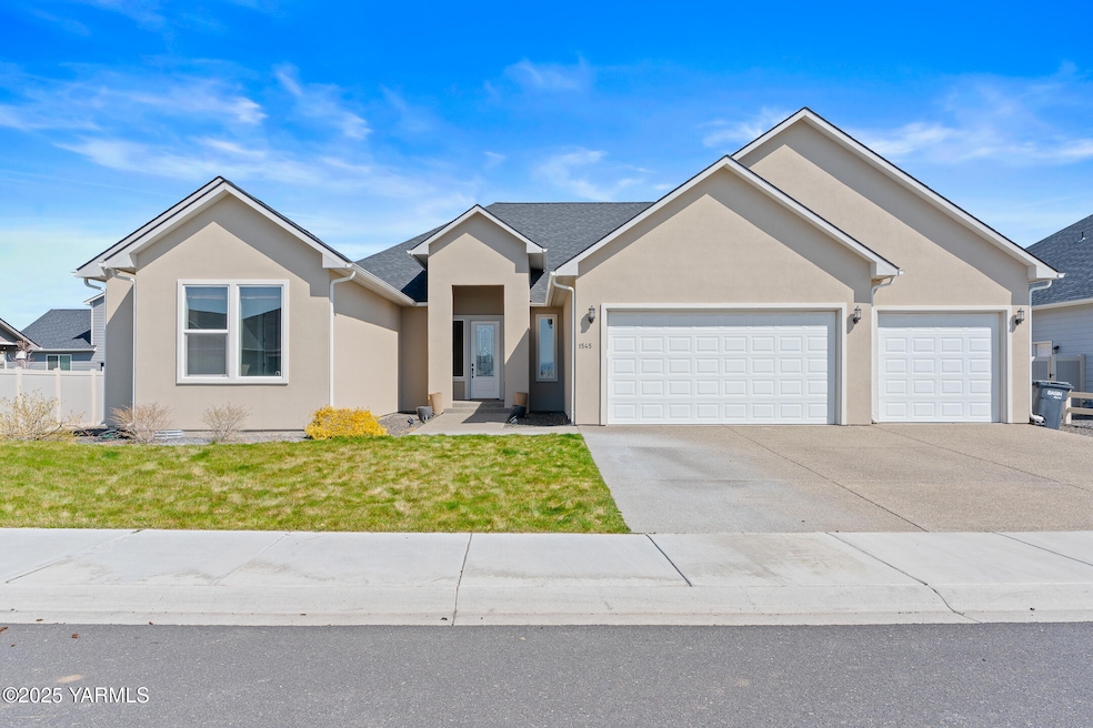 For Sale $629,000 • Co-Listing Agent