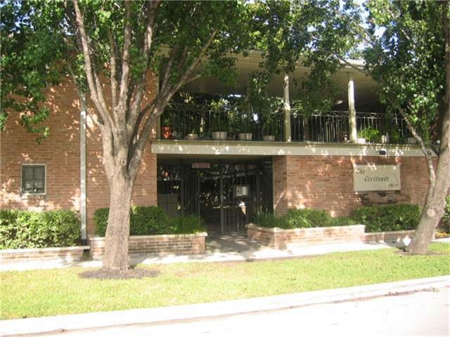 1801 Cortlandt St unit 2, Houston, TX 77008 - photo 1
