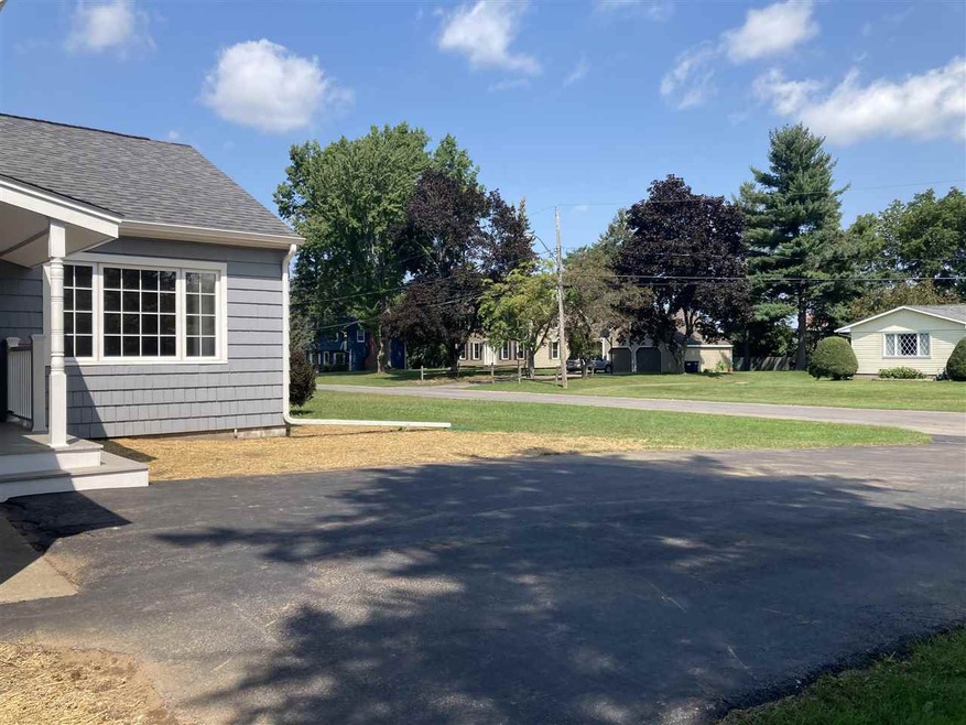 9 Sealy Dr, Potsdam, NY 13676 - photo 1