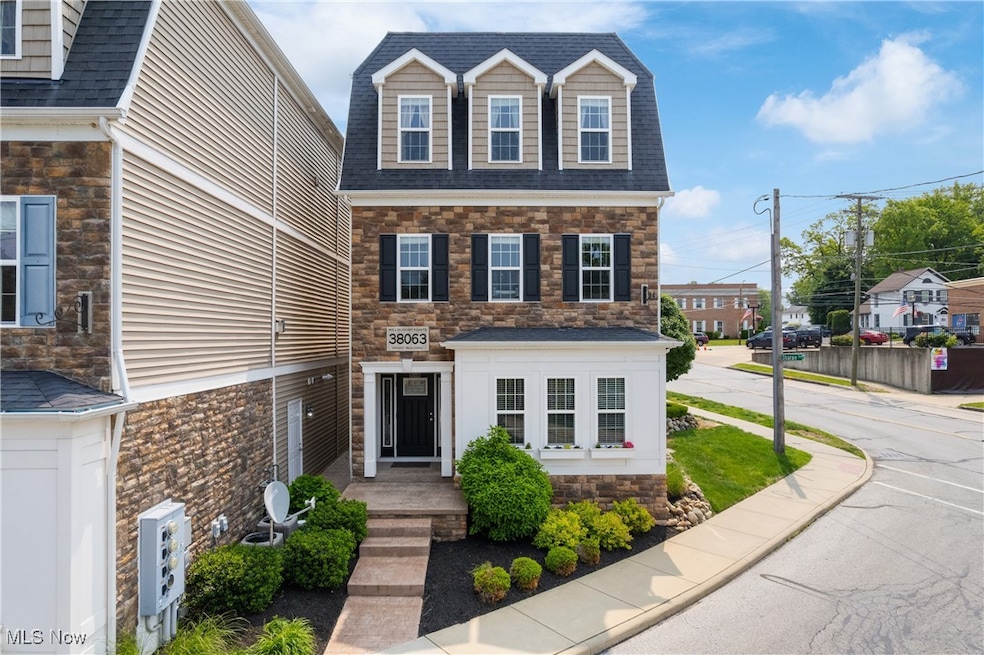 38063 Euclid Ave, Willoughby, OH 44094 - photo 1