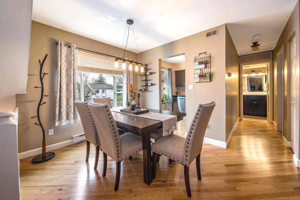 22 Candlewood Dr unit 22, South Windsor, CT 06074 - photo 1