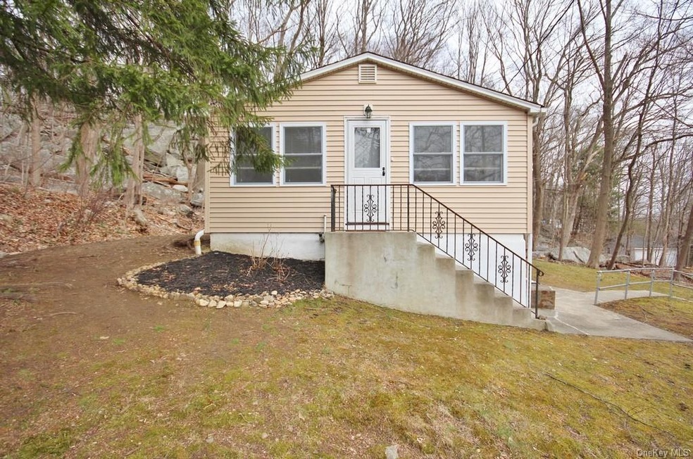 6 Homestead Dr, Carmel, NY 10512 - photo 1