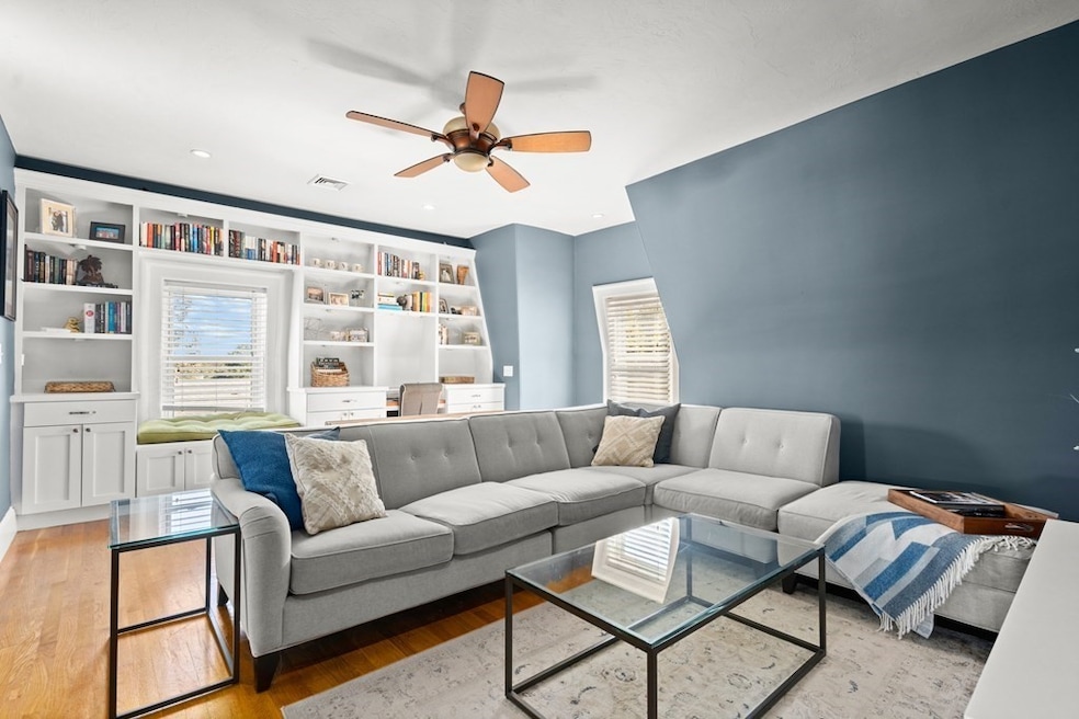 42 Van Winkle St unit 4, Dorchester Center, MA 02124 - photo 1