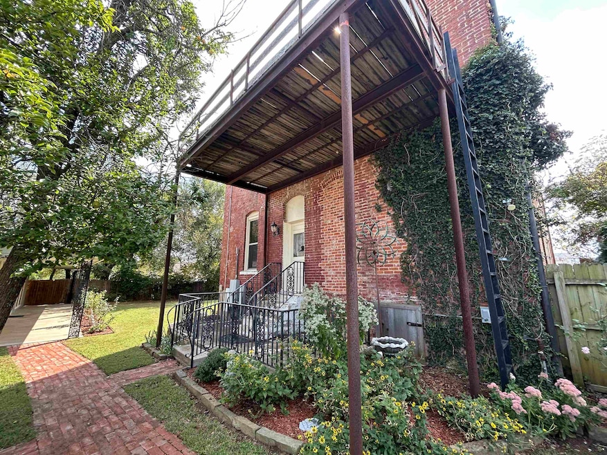 117 W Blakely St, Rush Springs, OK 73082 - photo 1