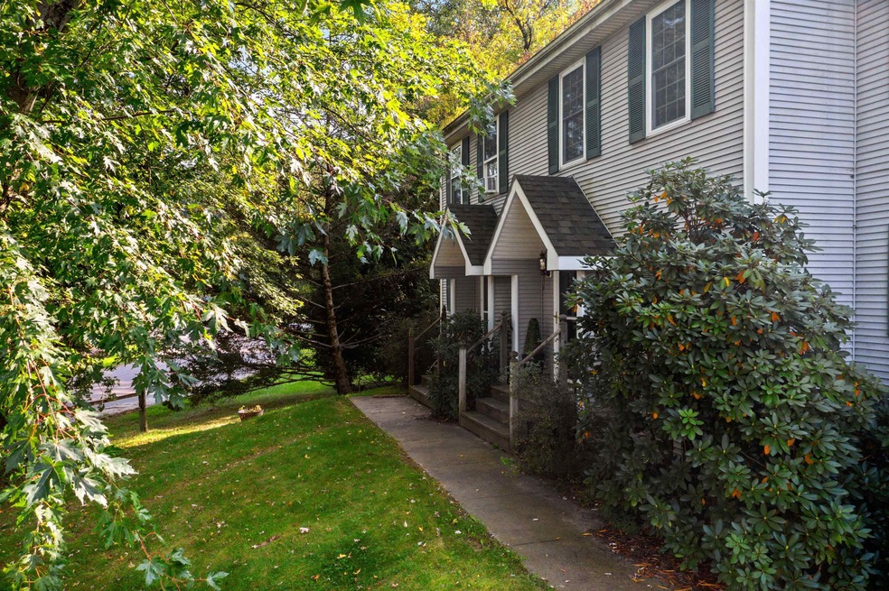 101 Farr Rd, Richmond, VT 05477 - photo 1