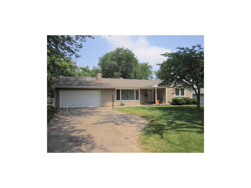 Front Exterior. 2 stall attached, walk out ranch, 