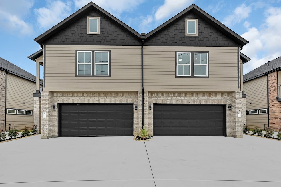 4677 Bellfort St unit B, Houston, TX 77051 - photo 1