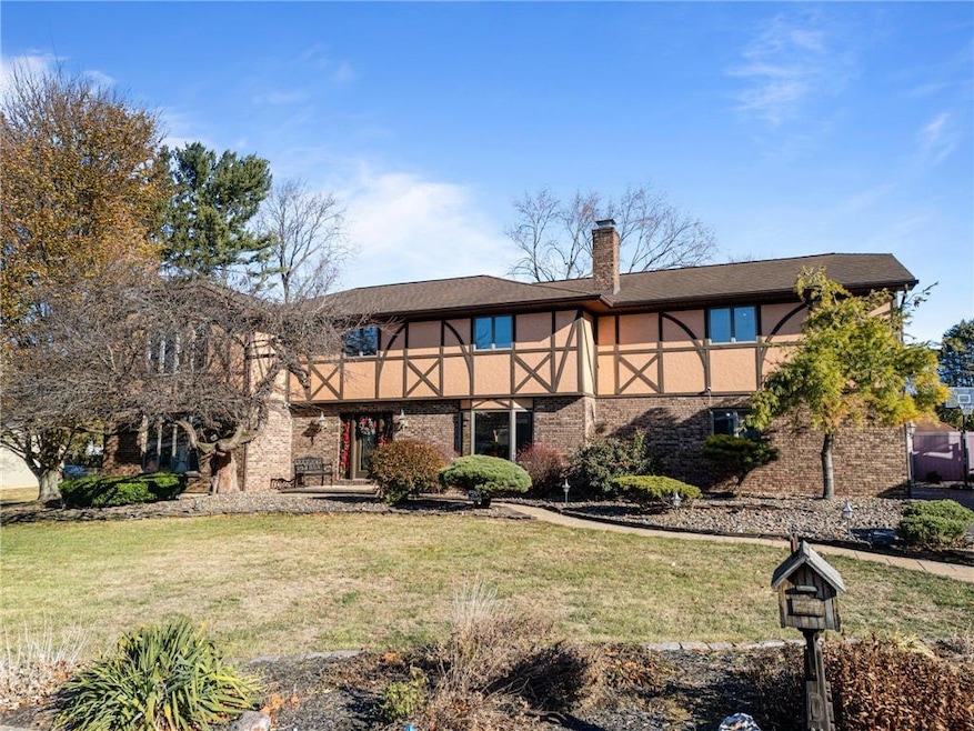 3417 Bridlepath Rd, Easton, PA 18045 - photo 1