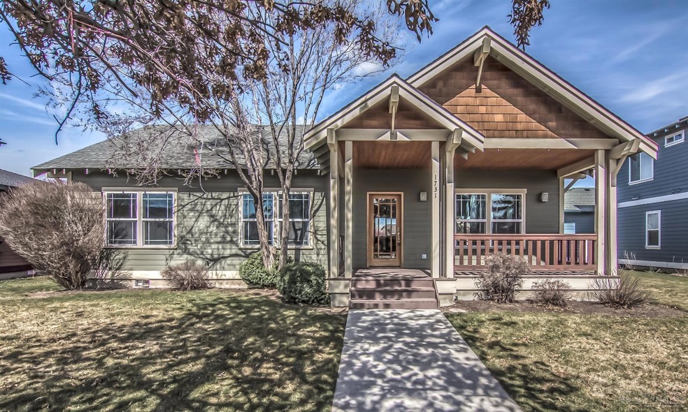 1731 NW Jackpine Ave, Redmond, OR 97756 - photo 1