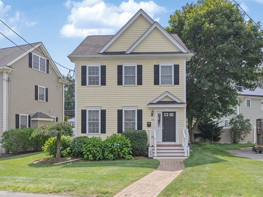 Sold $1,025,000 • Co-Listing Agent