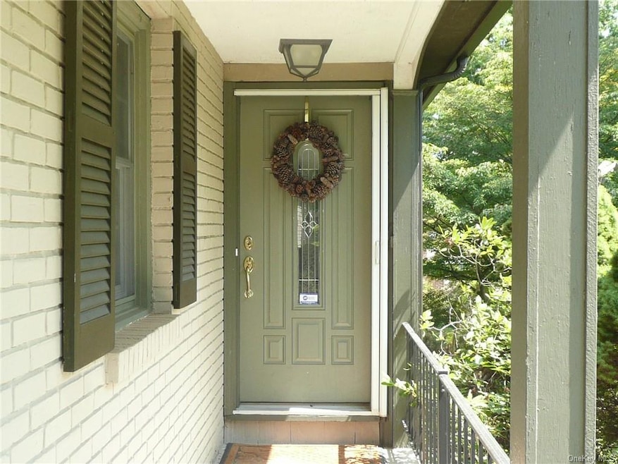 108 Fletcher Dr N unit 2, Newburgh, NY 12550 - photo 1