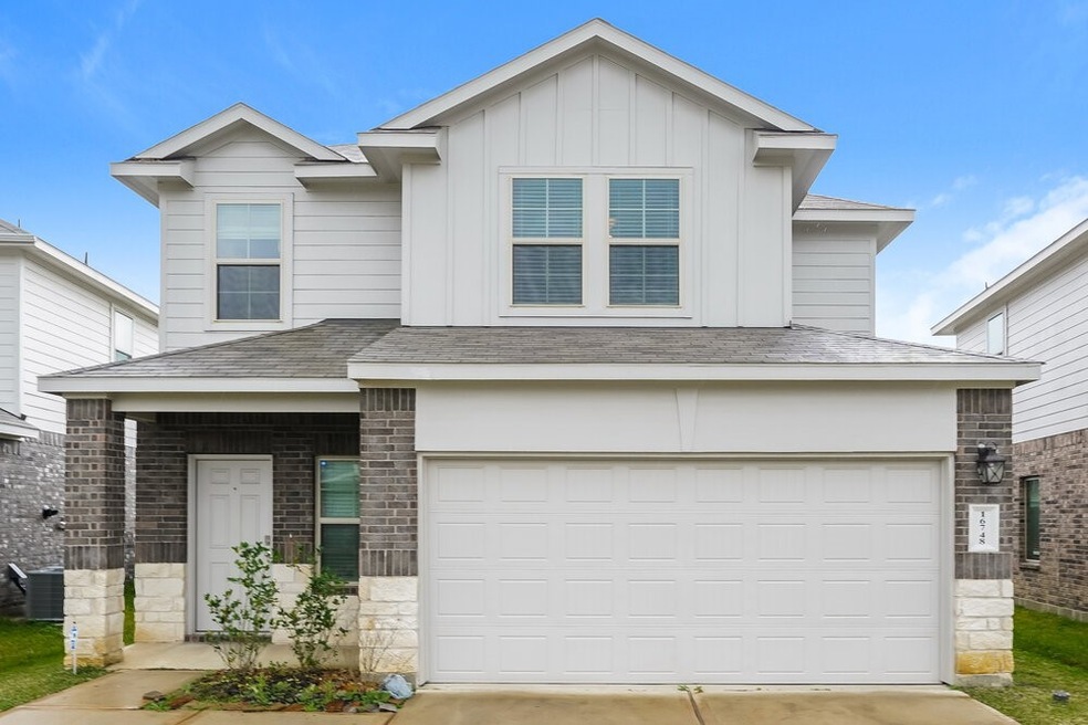 16748 Lonely Pines Dr, Conroe, TX 77302 - photo 1