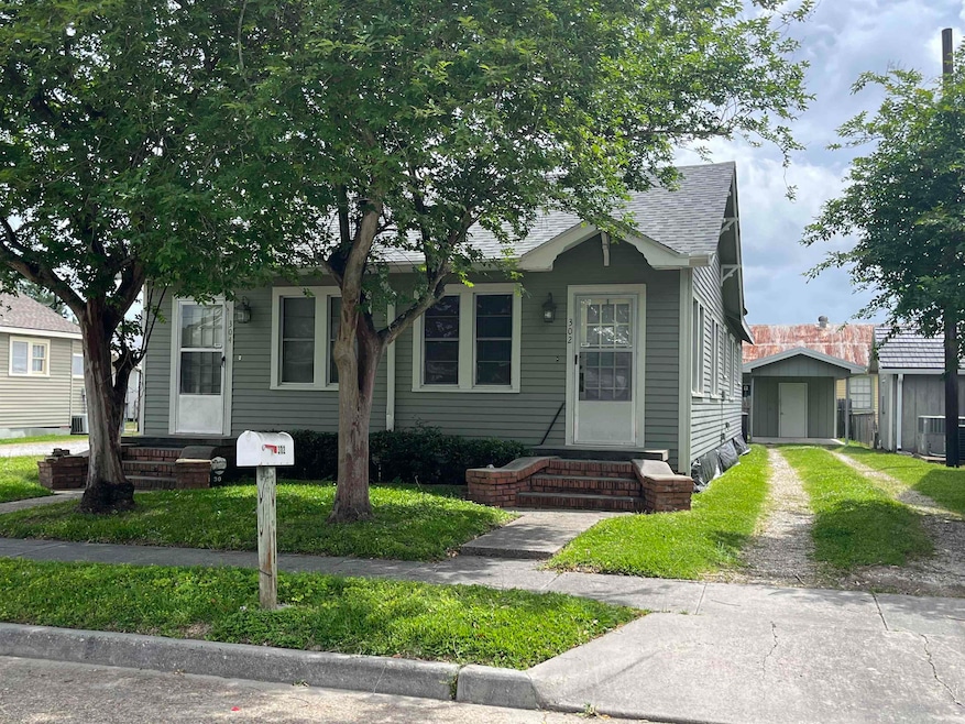 302 Suthon Ave, Houma, LA 70364 - photo 1