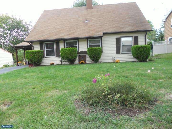 40 Plumtree Ln, Willingboro, NJ 08046 - photo 1