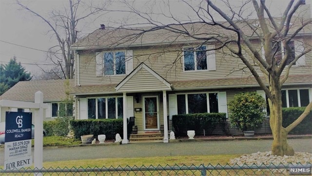 815 Highland Ave, Paramus, NJ 07652 - photo 1